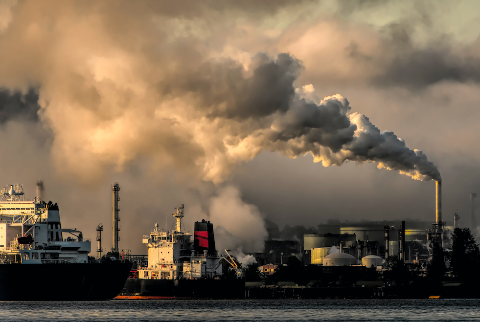 Tăng cường quan trắc chất lượng không khí quanh cảng biển và sân bay