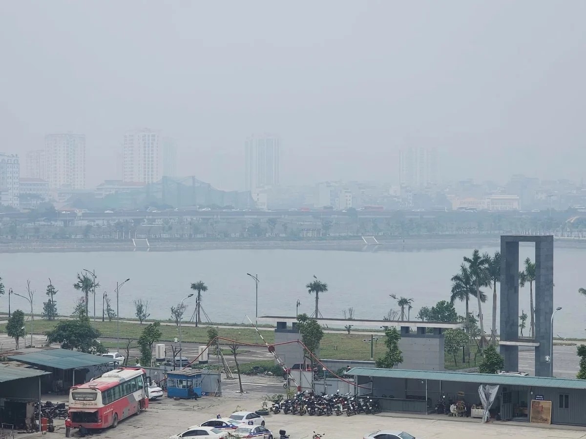 Sáng 11/12, Hà Nội ô nhiễm không khí nghiêm trọng hơn những ngày trước