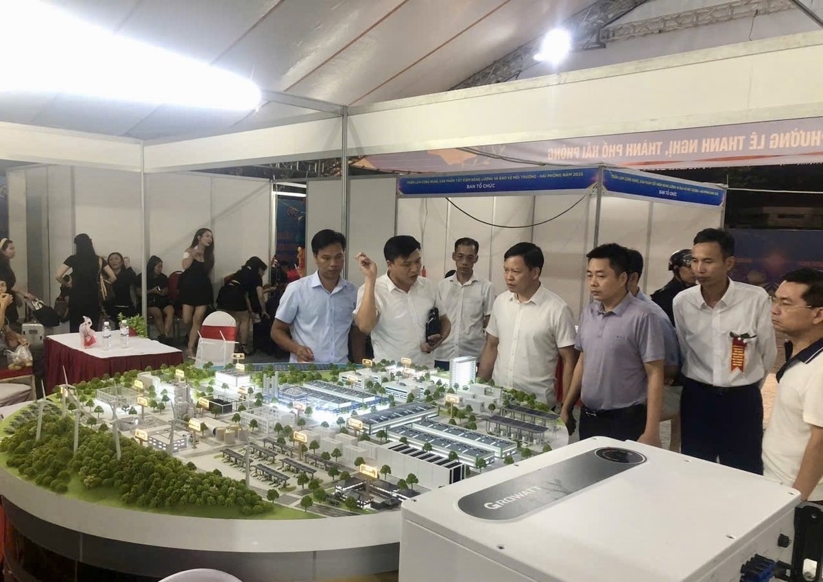 Hơn 50 gian hàng giới thiệu sản phẩm, công nghệ tiên tiến bảo vệ môi trường