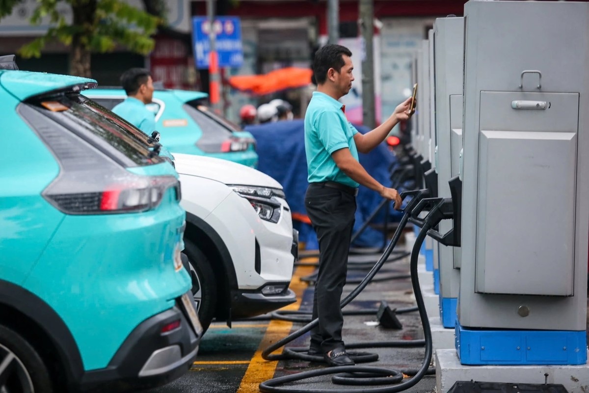 Hành lang pháp lý định hình lộ trình phát triển giao thông điện