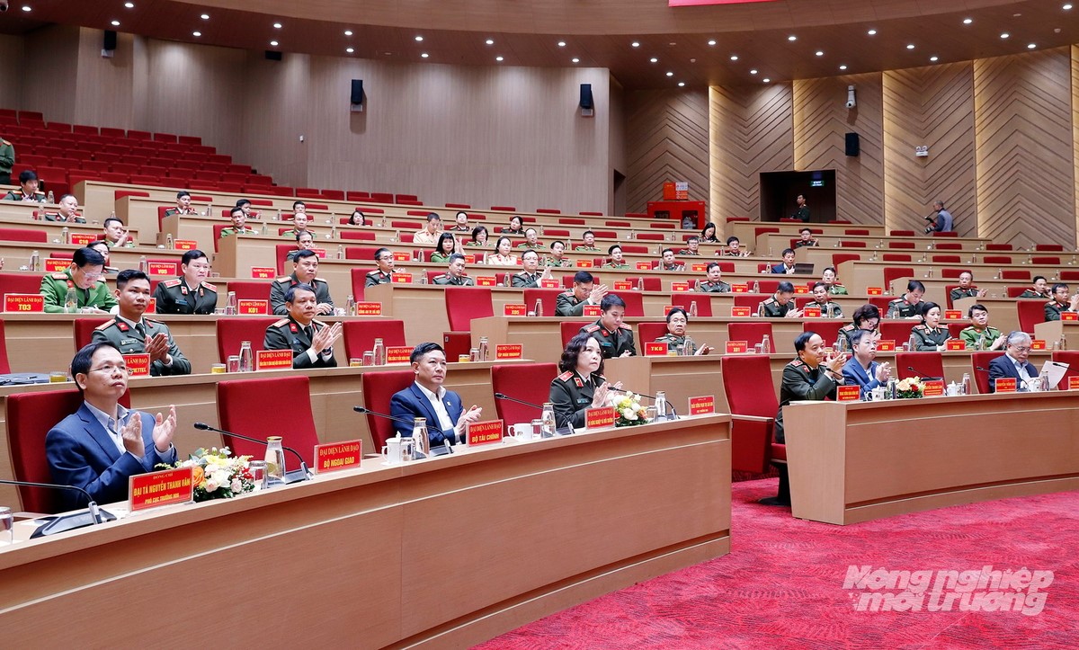 Chuyển đổi xanh là bước đi tất yếu trong lực lượng Công an nhân dân