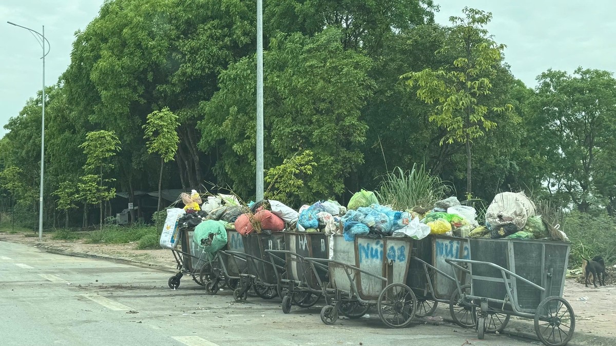 Thanh Hóa: Người dân chặn xe vào bãi rác Đông Nam