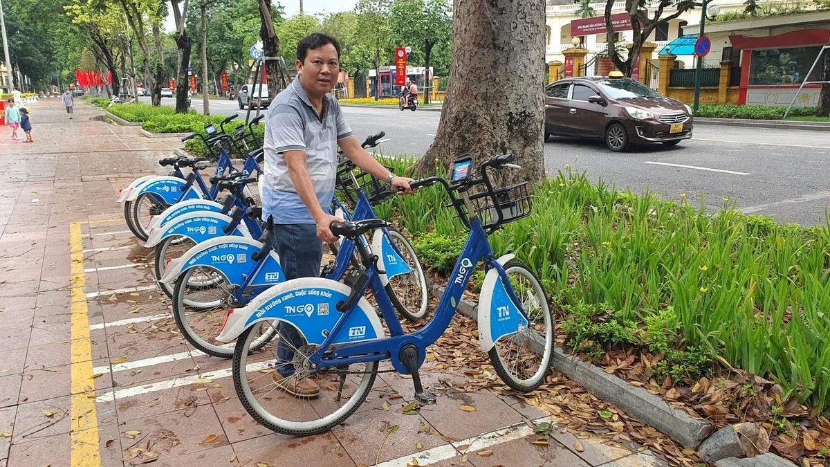 Hà Nội phát triển mạng lưới xe đạp công cộng 'Môi trường xanh, cuộc sống khỏe'