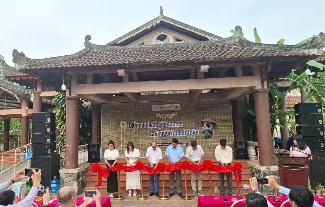 Ra mắt điểm du lịch giảm nhựa Cầu ngói Thanh Toàn