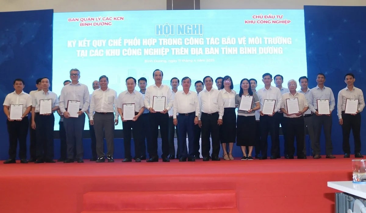Bình Dương ký kết quy chế phối hợp bảo vệ môi trường khu công nghiệp