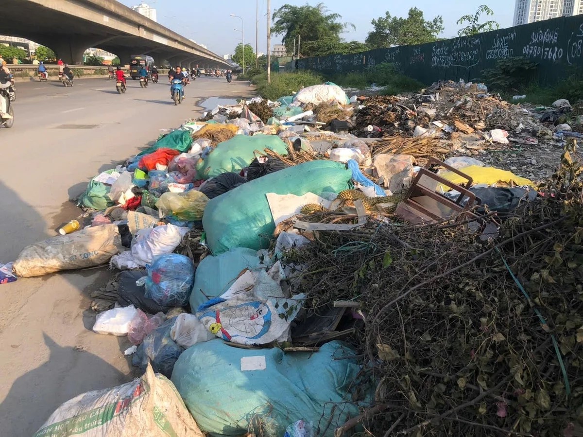 Từ chôn lấp sang thu hồi tài nguyên