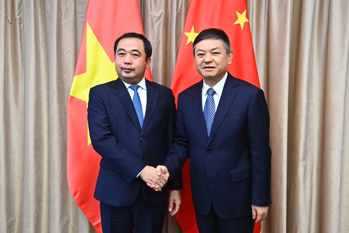 Ký kết Bản ghi nhớ hợp tác giữa Bộ Sinh thái và Môi trường Trung Quốc với Bộ Nông nghiệp và Môi trường Việt Nam