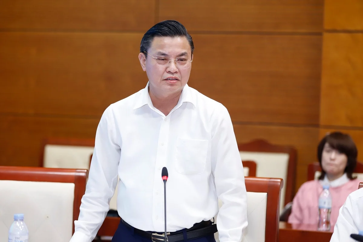 Cục trưởng Cục Môi trường đã có trao đổi với phóng viên Báo Nông nghiệp và Môi trường nhân Ngày Môi trường Thế giới 2025 với chủ đề “Chống ô nhiễm nhựa” (Beat Plastic Pollution)