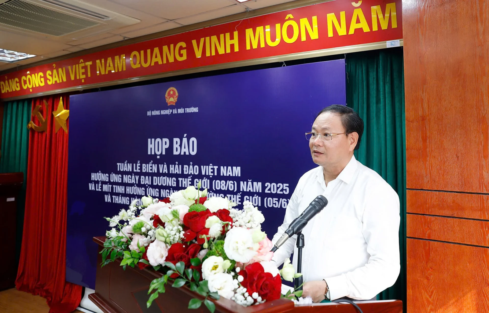 Họp báo Tuần lễ Biển và Hải đảo Việt Nam, hưởng ứng Ngày Đại dương thế giới (8/6) năm 2025 và Lễ Mít tinh hưởng ứng ngày Môi trường thế giới (5/6) và tháng hành động vì môi trường năm 2025
