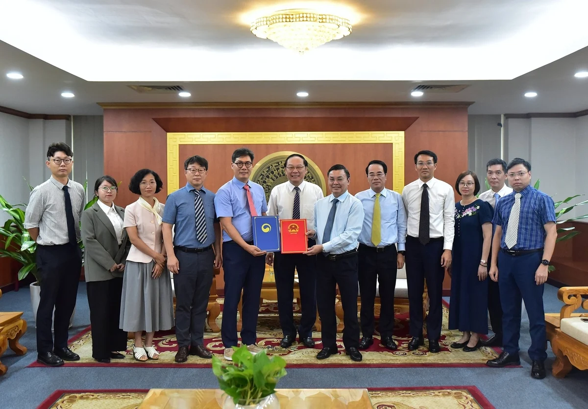 Hợp tác Việt Nam - Hàn Quốc triển khai quản lý chất thải công nghệ cao