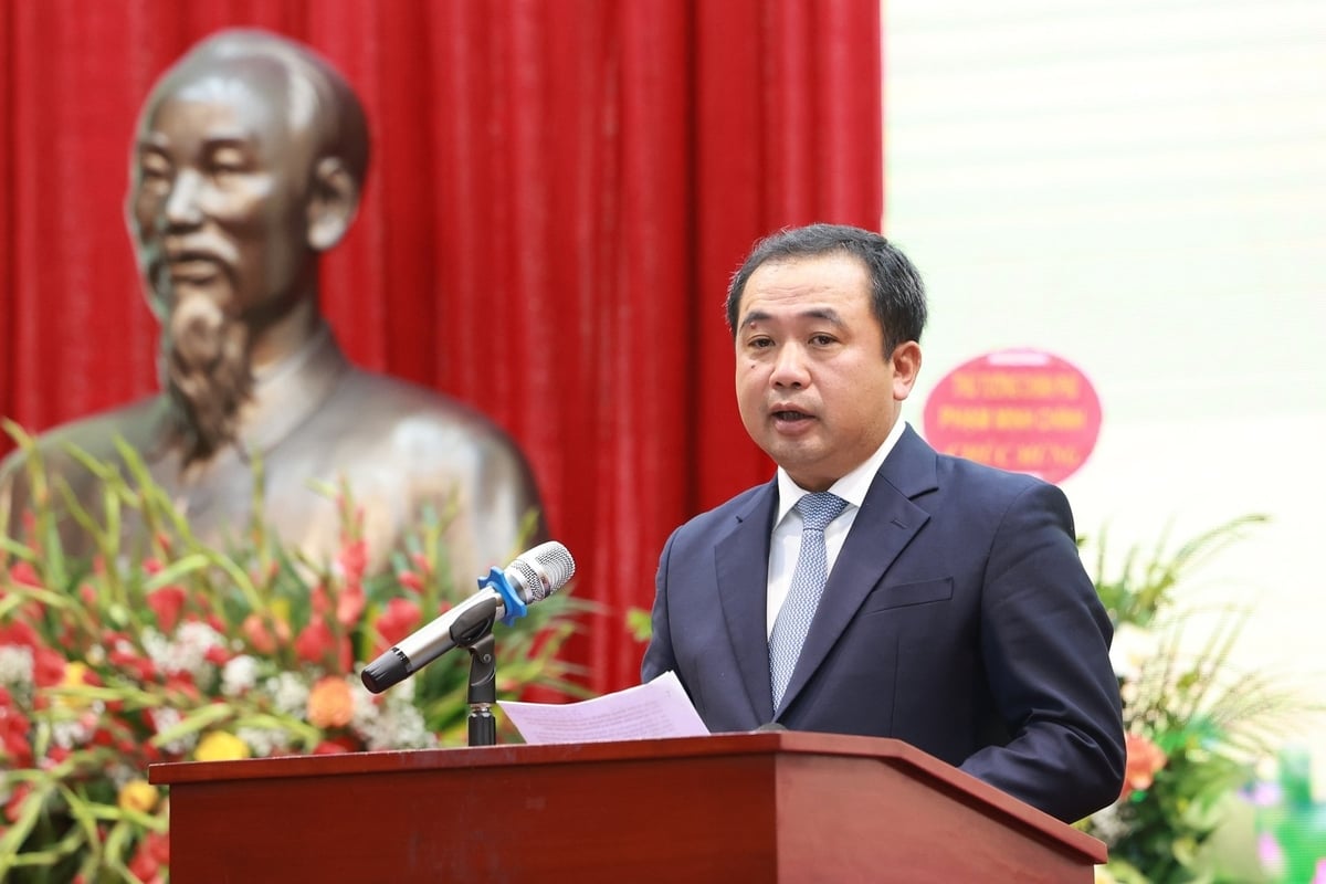 Đồng chí Trần Đức Thắng, Ủy viên Trung ương Đảng, Quyền Bộ trưởng Bộ Nông nghiệp và Môi trường giữ chức Bí thư Đảng ủy Bộ Nông nghiệp và Môi trường nhiệm kỳ 2020-2025.