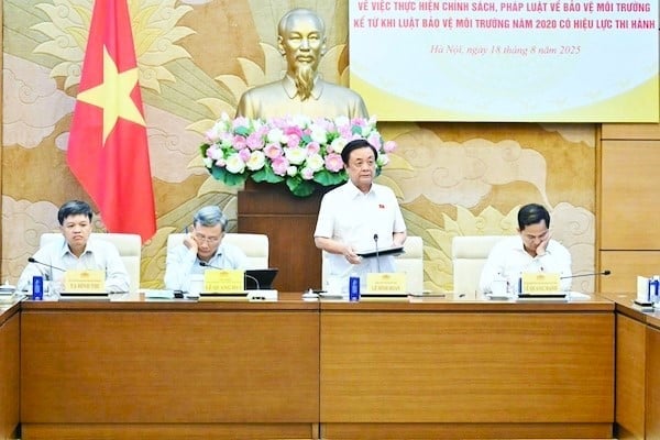 Tháo gỡ vướng mắc liên quan đến Luật Bảo vệ môi trường