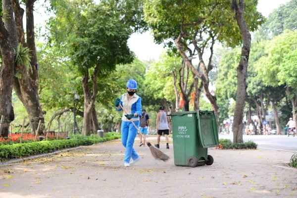 Hà Nội hưởng ứng Chiến dịch làm cho thế giới sạch hơn năm 2023