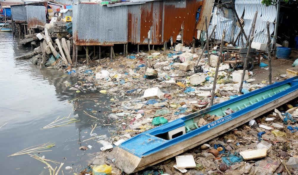 Môi trường sạch hơn nhờ camera giám sát