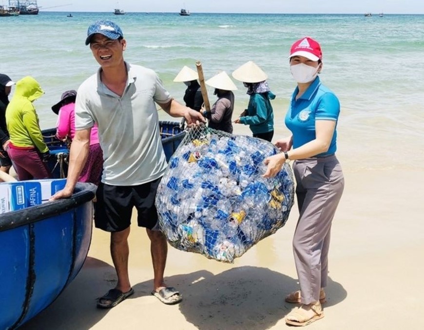 Hỗ trợ sinh kế từ các mô hình giảm rác thải nhựa