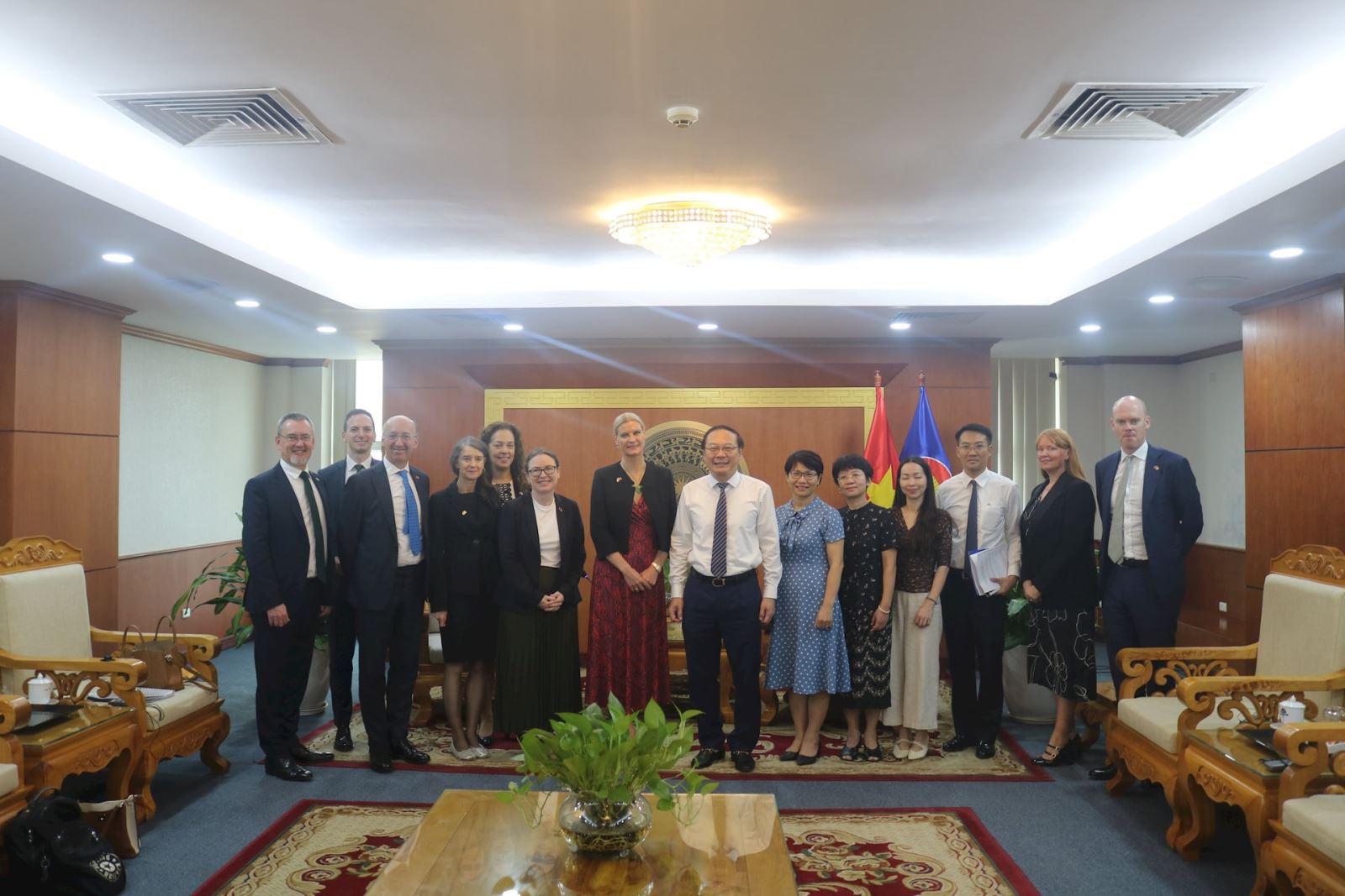 Bộ Tài nguyên và Môi trường tiếp và làm việc với Bộ Nông nghiệp, Thực phẩm và Đại dương Ireland