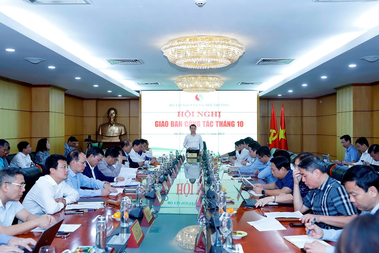 Hội nghị giao ban công tác Lãnh đạo Bộ tháng 10 năm 2024