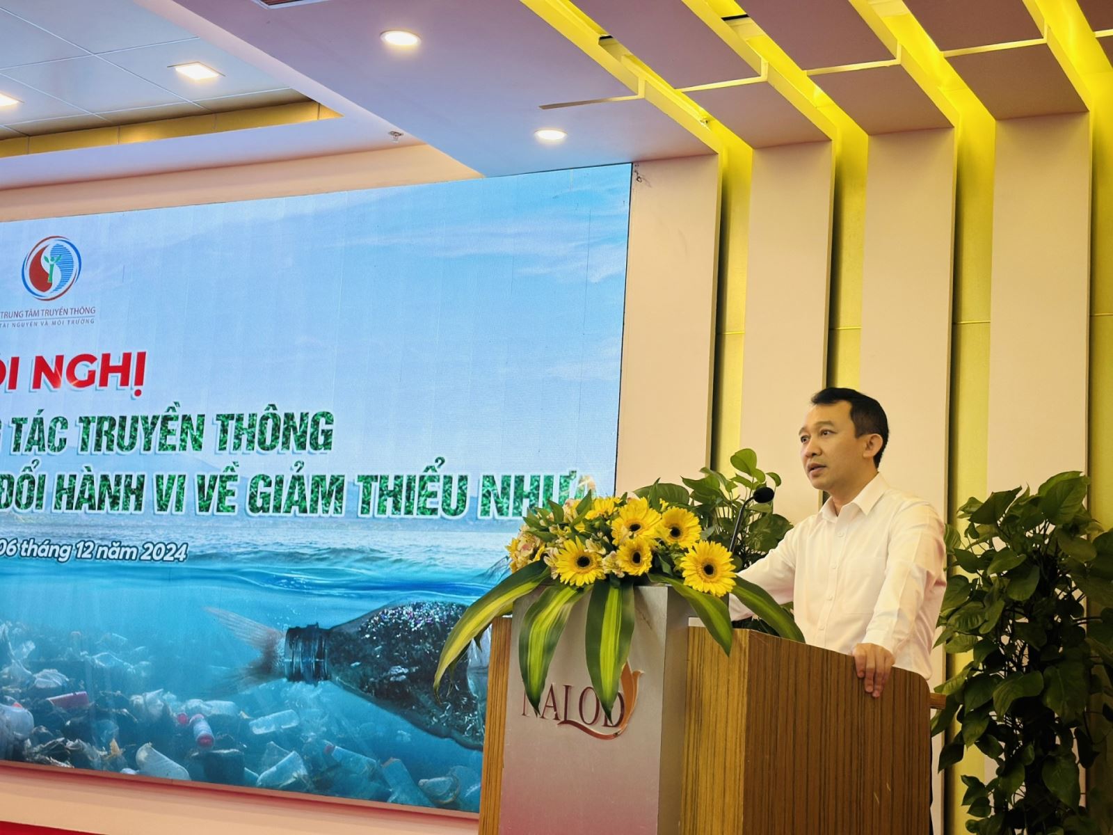 Hội nghị đánh giá công tác truyền thông nâng cao nhận thức và thay đổi hành vi về giảm thiểu rác thải nhựa