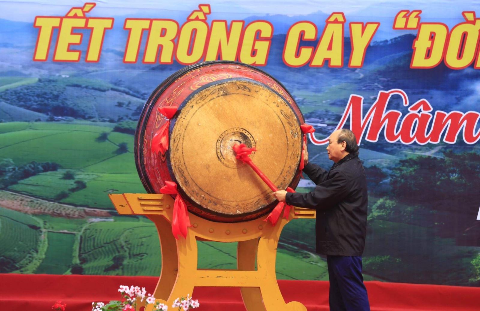 Chủ tịch nước phát động Tết trồng cây Xuân Nhâm Dần tại Phú Thọ