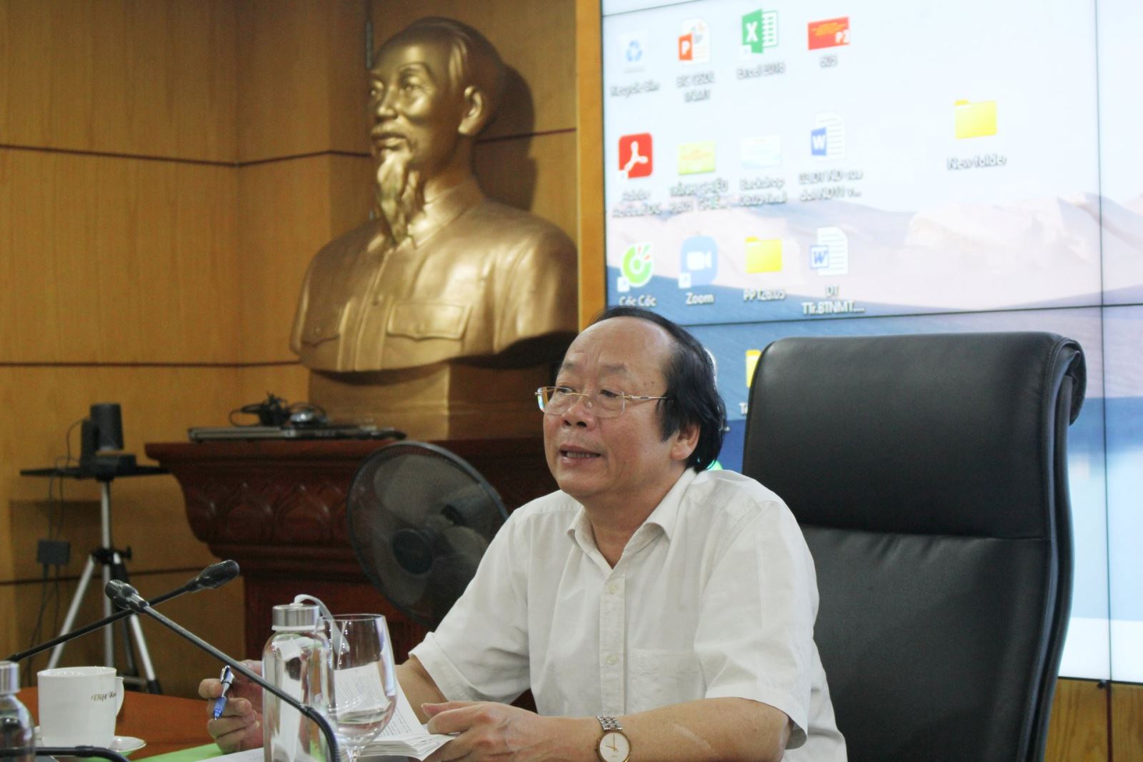 Đẩy nhanh tiến độ hoàn thiện dự thảo Hướng dẫn kỹ thuật phân loại chất thải rắn sinh hoạt