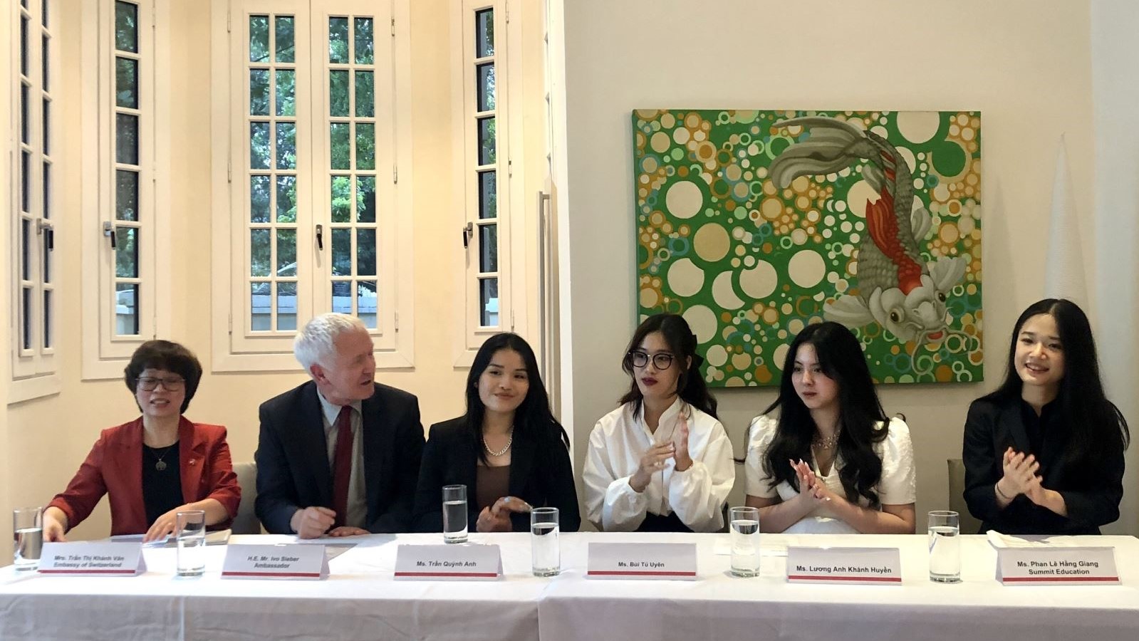 Nhóm học sinh Việt Nam xuất sắc giành giải cao nhất của Giải thưởng Trái đất 2022